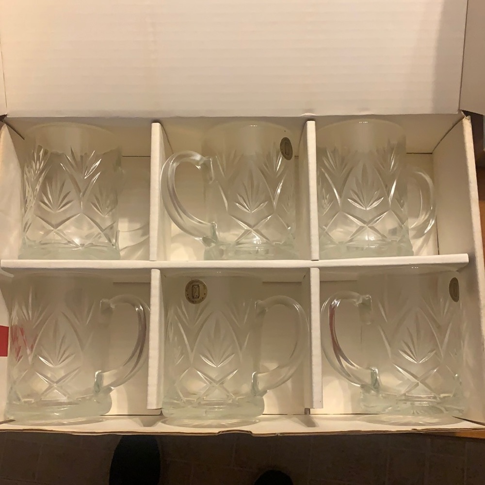 Set of 6 …Fine Crystal mugs